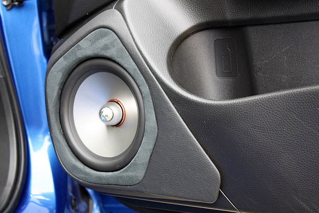 SUZUKI スイフト（Y・N様）