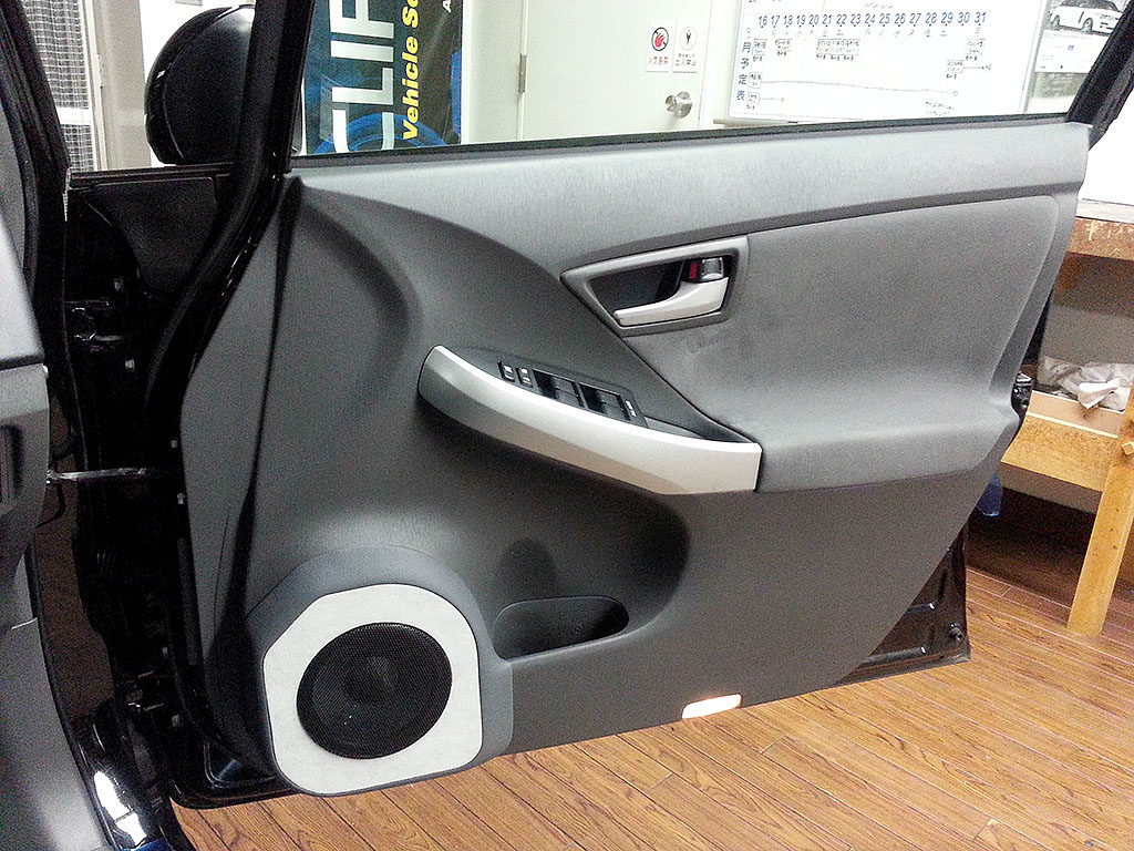 TOYOTA プリウス（J・T様）