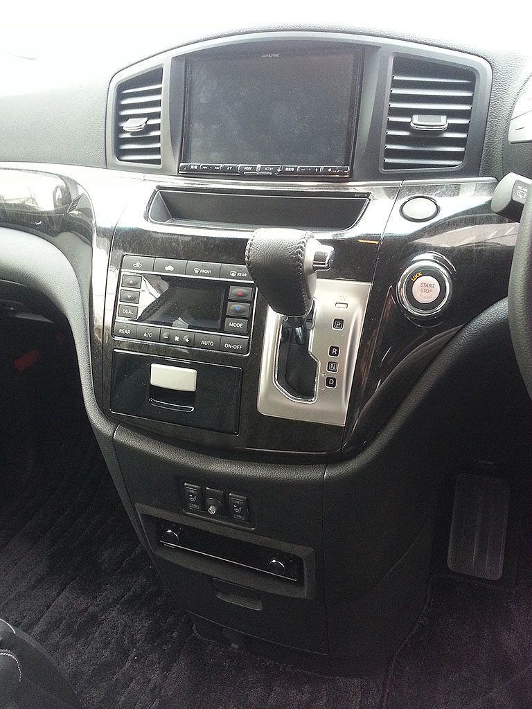 NISSAN エルグランド（K・Y様）